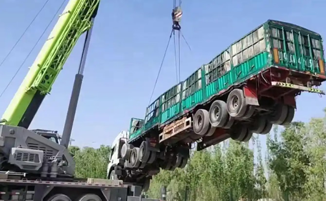 南漳道路脱困救援案例